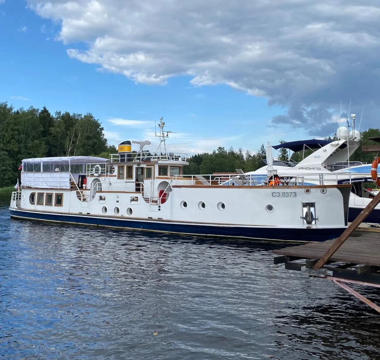Теплоход Luxury, МОСКВА, МОСКОВСКАЯ ОБЛАСТЬ